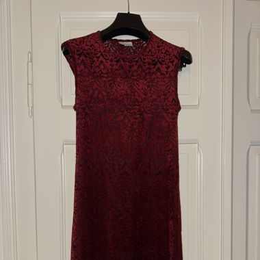 Elegantes Kleid von Stefanel – guter Zustand