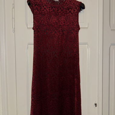 Elegantes Stefanel Kleid – Guter Zustand
