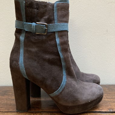 Stivaletti con piattaforma marrone blu