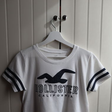 Hollister T-Shirt