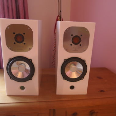 2 Intonation speakers - Terzian model