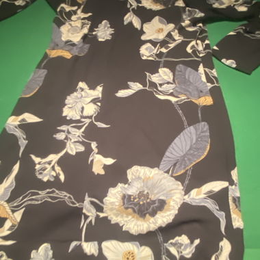 Kleid mit blumen 