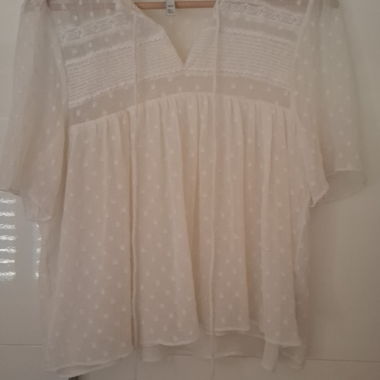Weisse Spitzenbluse von Zara