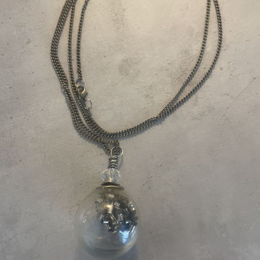 Collier fait main