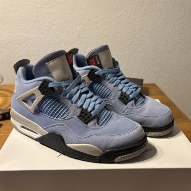 Air Jordan 4 Retro University Blue
