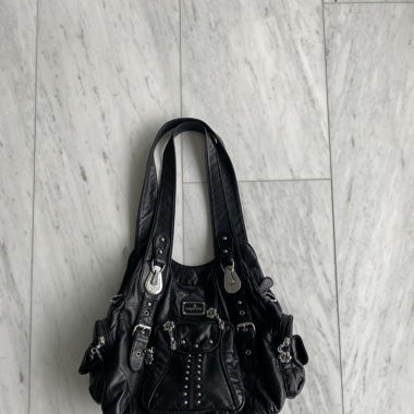Black shoulder bag