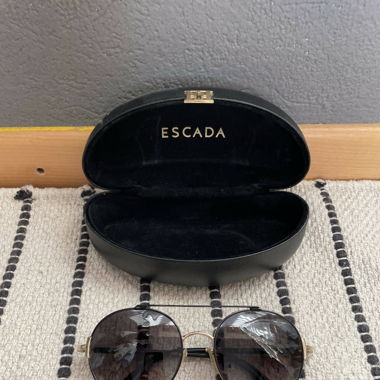 Sonnenbrille