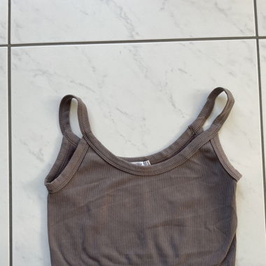 2 Tanktops Gr. M