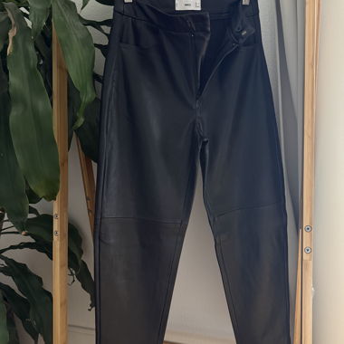 Pantalone in ecopelle nero