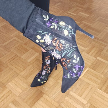 Stiefelette von Charles&Keith Gr 38