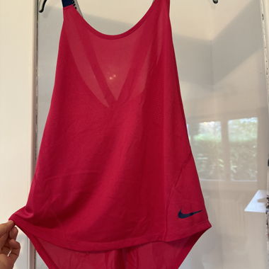 Lockeres Sport-Top