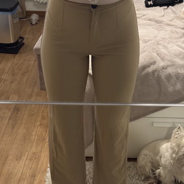 Beige Stoffhose