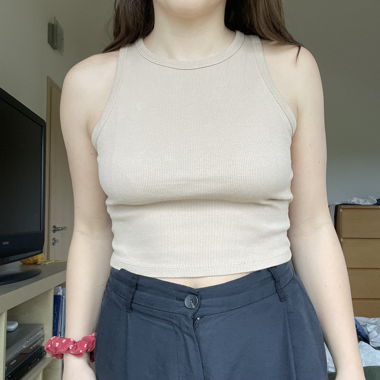 Bershka beige ribbed cropped tank top M