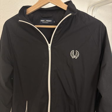 Fred Perry Jacke