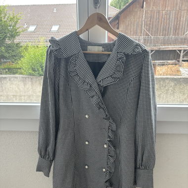 Langarm Kleid
