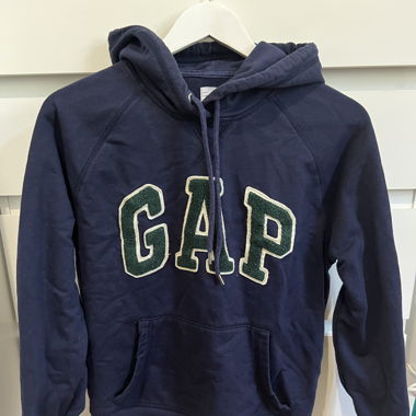 GAP Sweatshirt