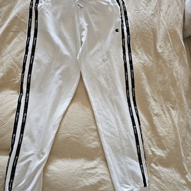 Champion White Sweatpants — Size M