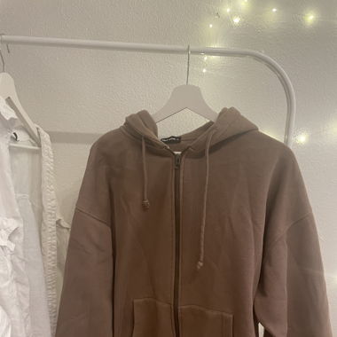 zip sweater