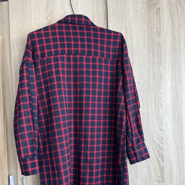 Robe à carreaux bleus rouges avec ceinture 
