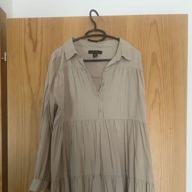 Amisu Kleid – Grösse 42 – wie neu