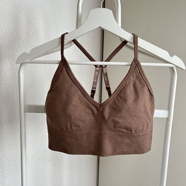 Vitality adjustable back sports bra