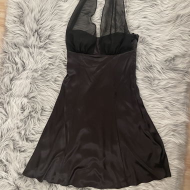 Schwarzes Cocktailkleid A-Linie