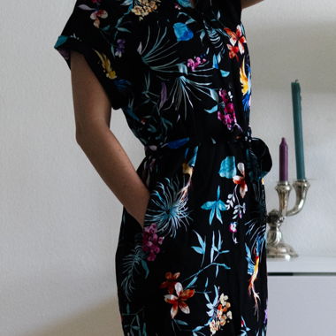 Abito camicia floreale nero