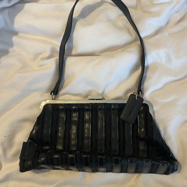 Pochette Louvier noire