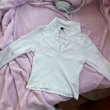 White long sleeve shirt