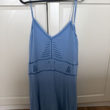 Blue lace-trim top