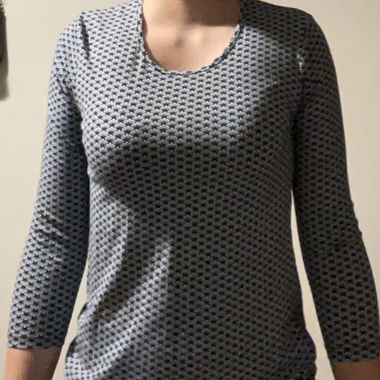 Blue top with pattern