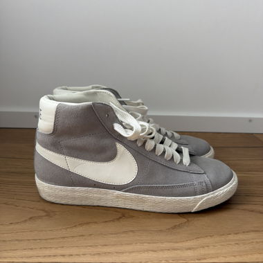 Nike Sneaker