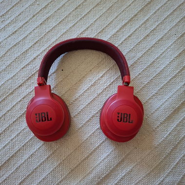Écouteurs sans fil JBL rouges