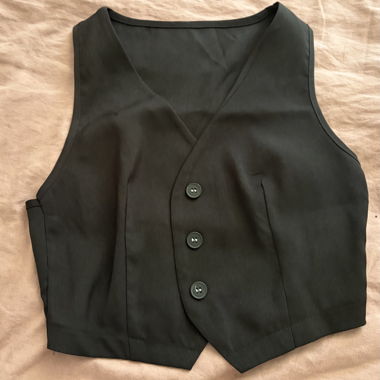 Schwarze Weste
