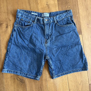 Kurze Hose