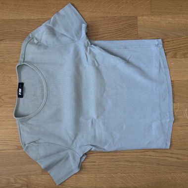 Graues T-Shirt
