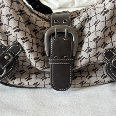 Urban Outfitters Schultertasche