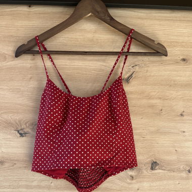 Crop top à pois 