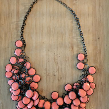 Collier tendance rose