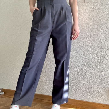Wide leg pants