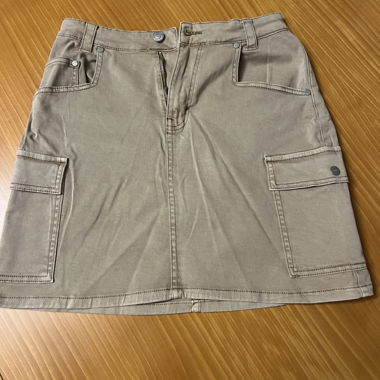 short skirt
