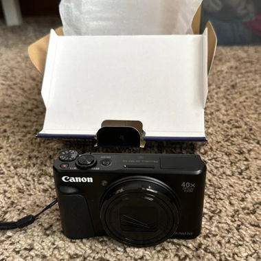 Canon PowerShot SX740 HS