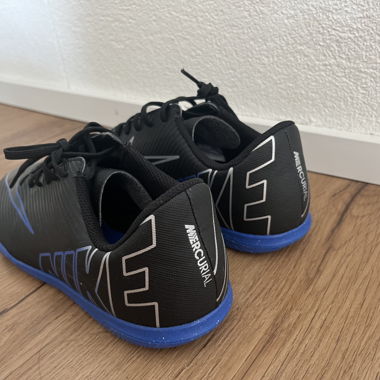 Nike Fussballschuhe (indoor)