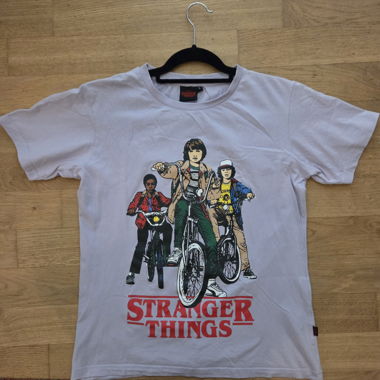 T-shirt Stranger Things