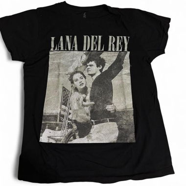 Black Lana Del Rey t-shirt, size s