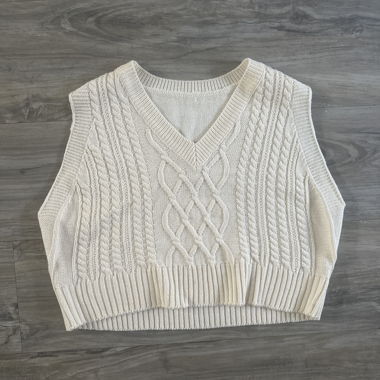 Gilet sans manches en maille torsadée crème