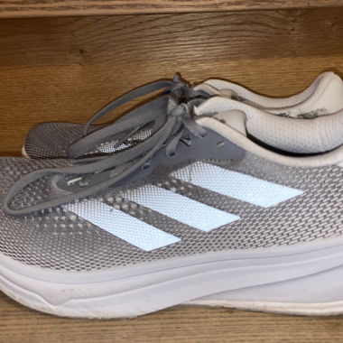 Running shoes (Adidas)