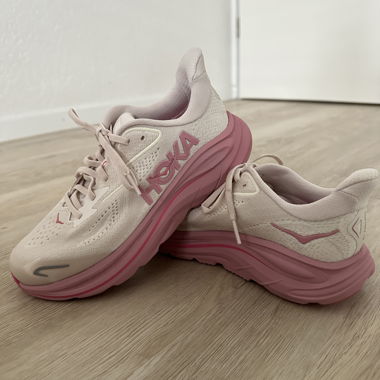 Chaussures de course HOKA Clifton 10