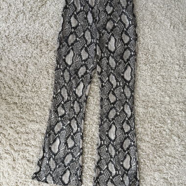 Flared leggings