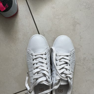 Sneaker weiss